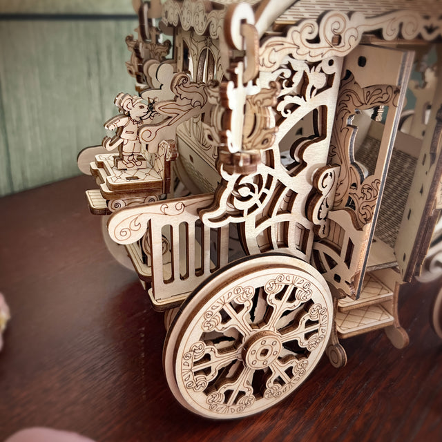 3D Wooden DlY Handmade Carriage Travel Assembled Model Assembled Puzzle Toy
